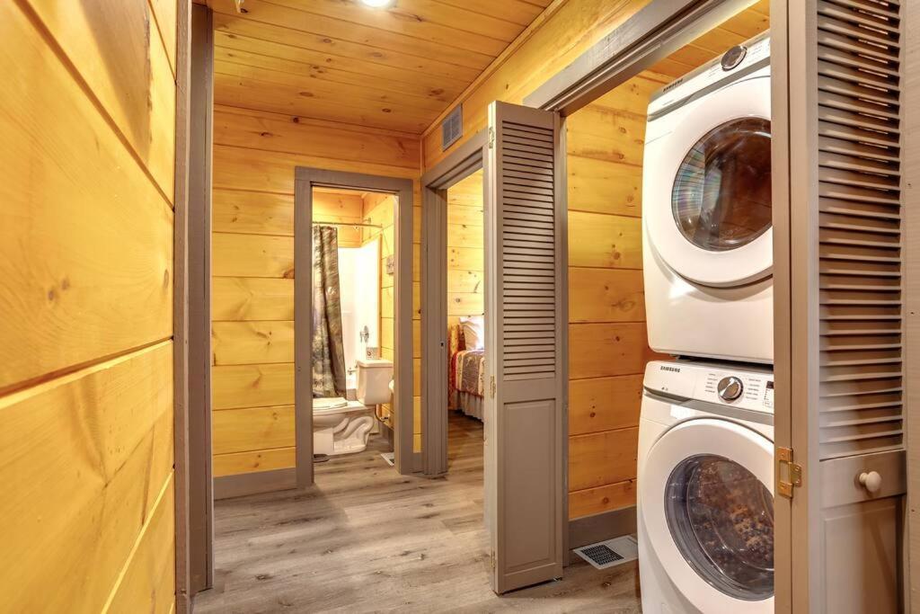 Dancing Bear Cabin- Relax & Enjoy! Sevierville Exterior foto